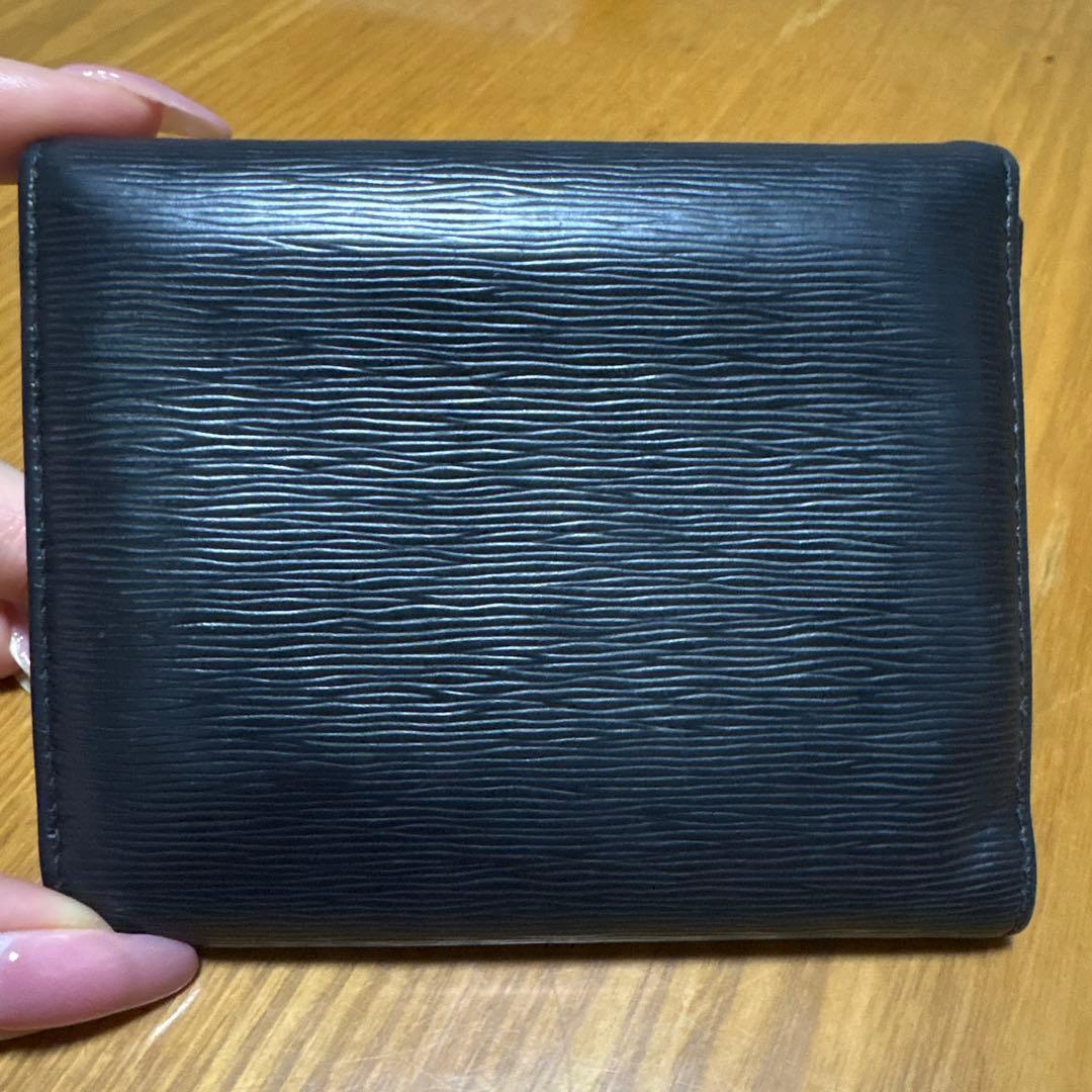 PRADA 折りたたみ財布（箱付き）