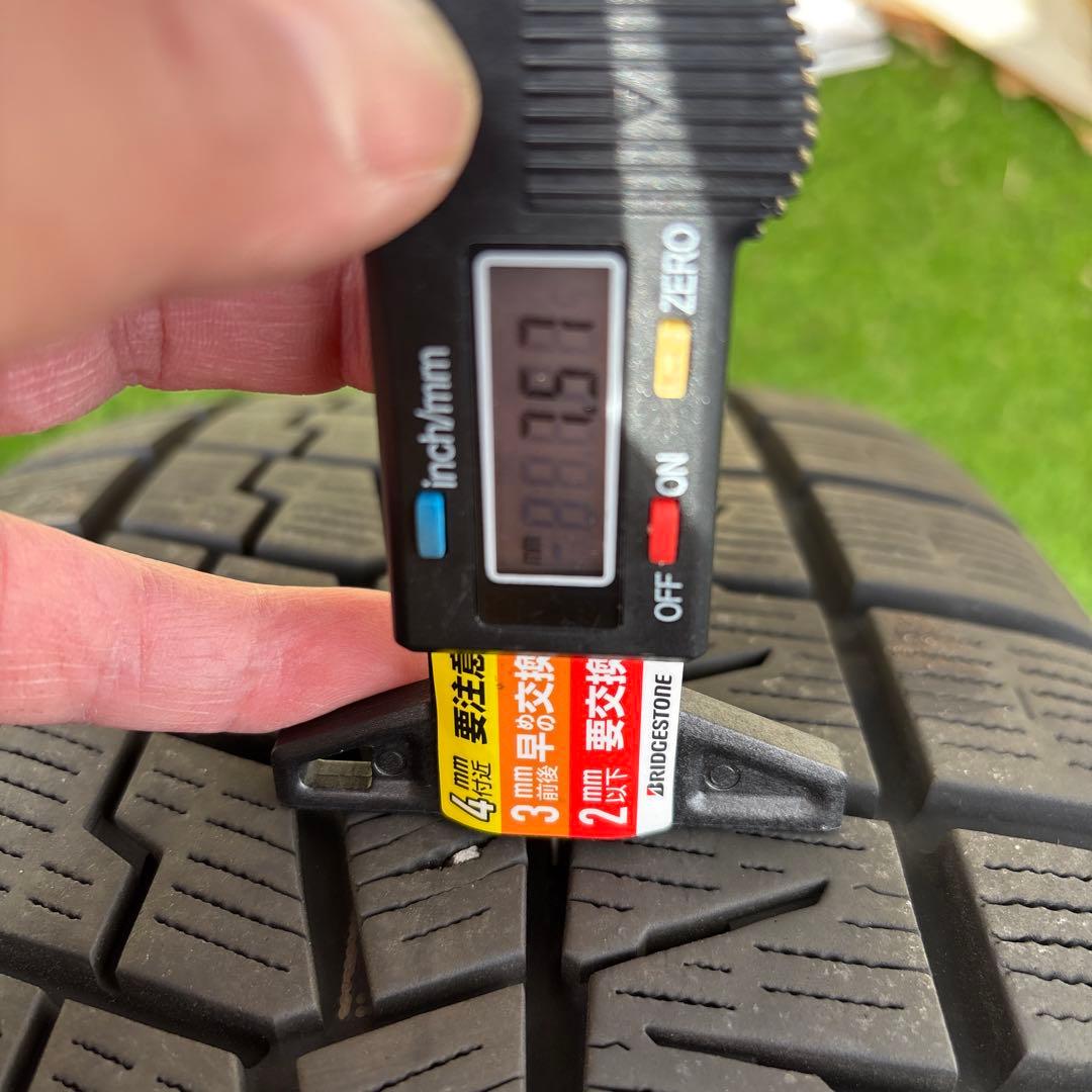 ④215/55R17 ヨコハマ　IG70 ヴェゼル等