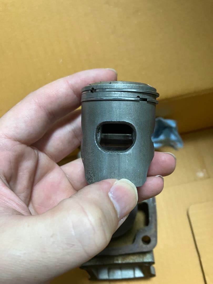 nsr50 前期　シリンダー　Bサイズ　純正ピストン付き