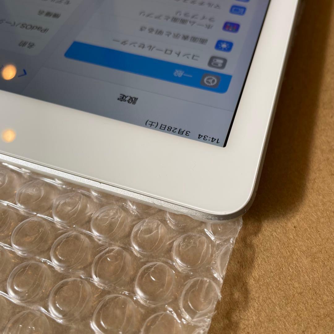 Apple iPad 第6世代 32GB シルバー