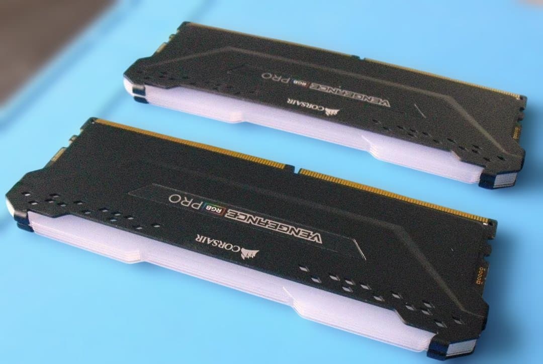 メモリー CORSAIR VENGEANCE RGB PRO DDR4-3200
