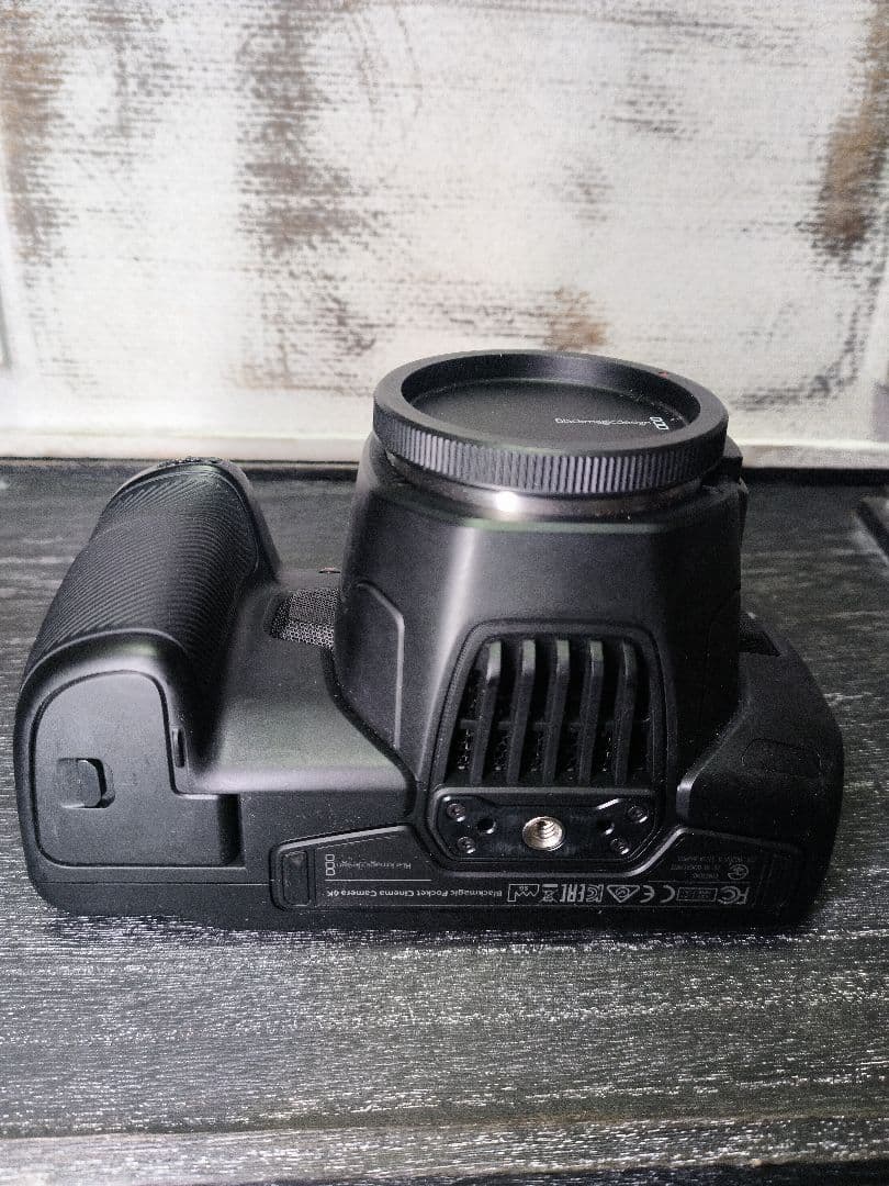 Blackmagic Pocket Cinema Camera 6K レンズ付き