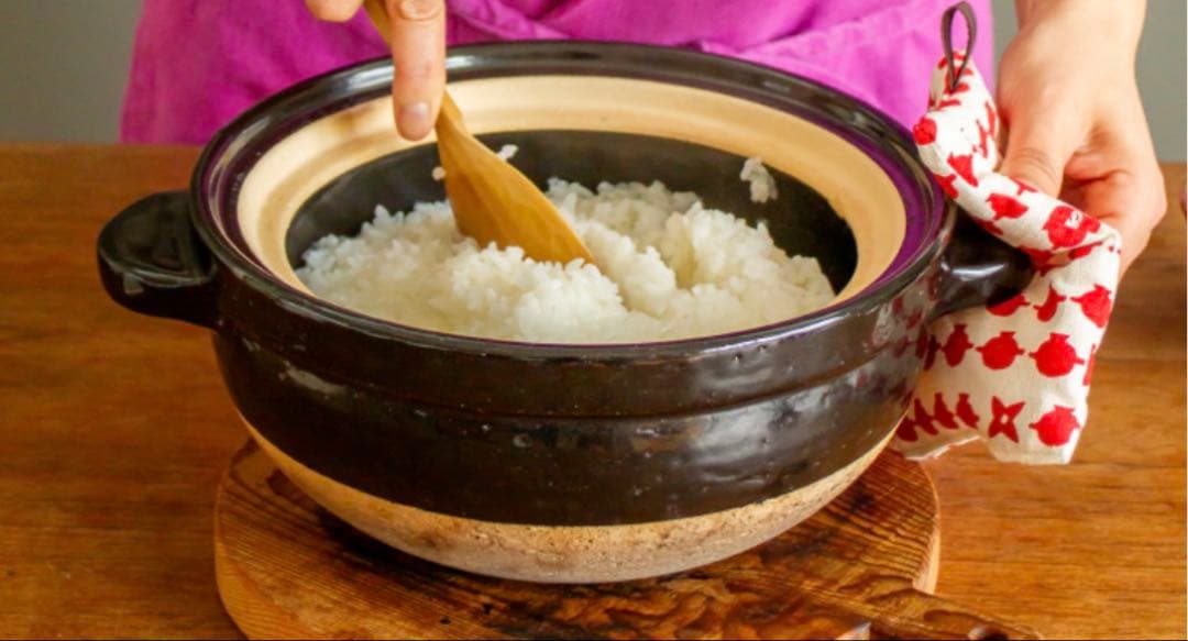 【美品】かまどさん 3合 長谷園 伊賀焼 土鍋炊飯 直火OK 二重蓋 説明書付