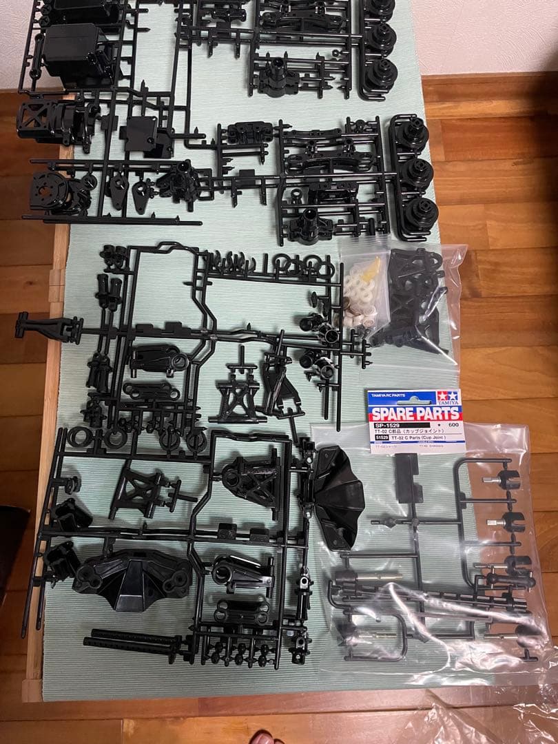 TAMIYA TT-02 シャーシ　未使用パーツ多数おまけ　tt02