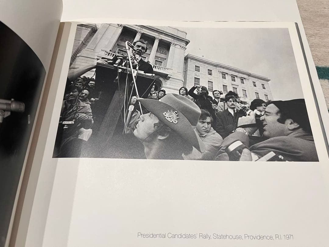 アート・デザイン・音楽 WINOGRAND FIGMENTS FROM THE REAL WORLD