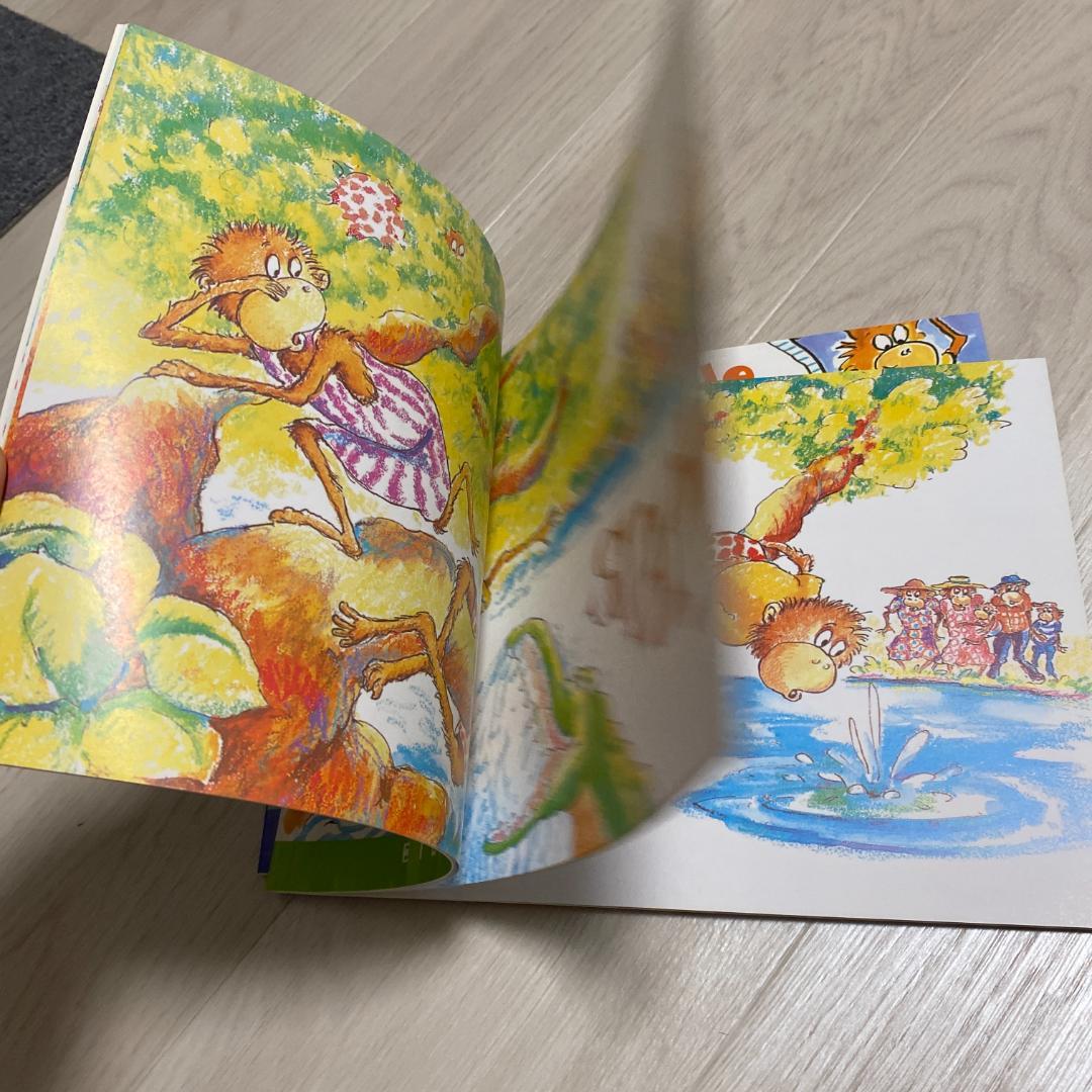 洋書 M11Five Little Monkeys Sitting In A Tree