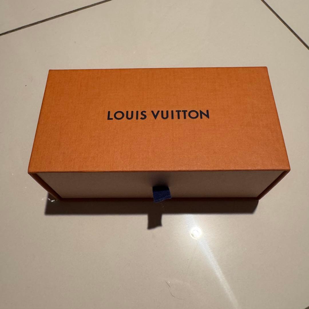 Louis vuitton サングラス