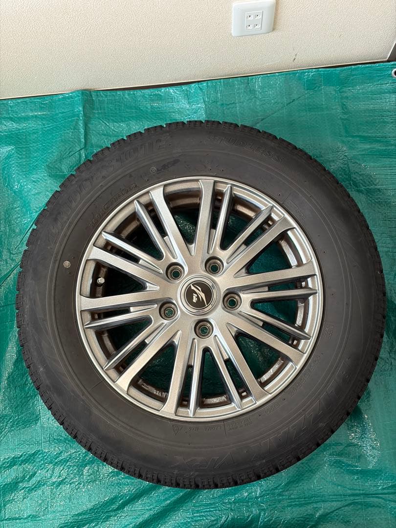 Fang アルミホイール15インチ(ブリヂストンブリザック付)195/65R15