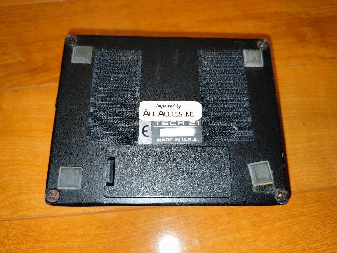 Tech 21 NYC SansAmp Bass D DI V1後期型