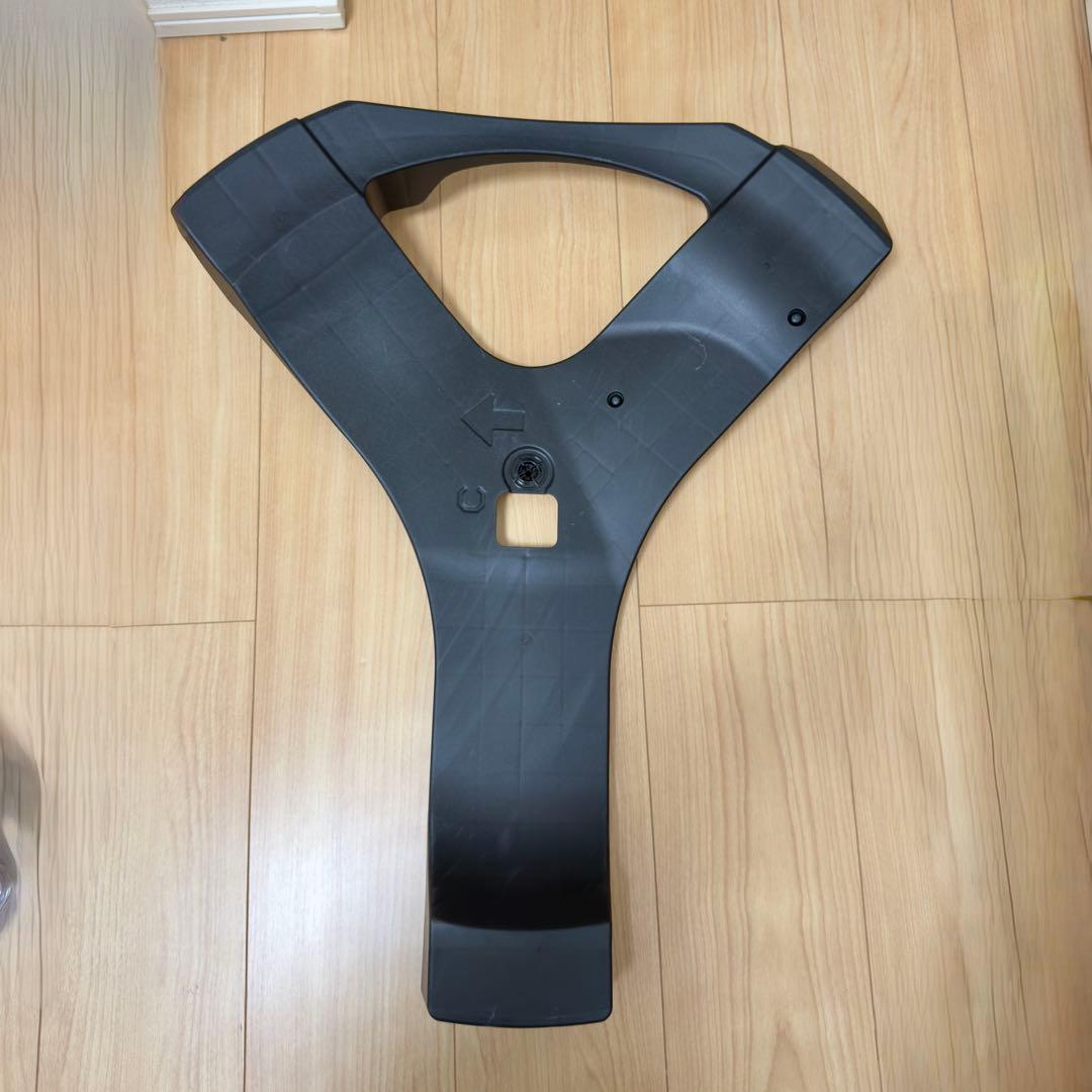スペアタイヤ T165/80D17タイヤカバー付き