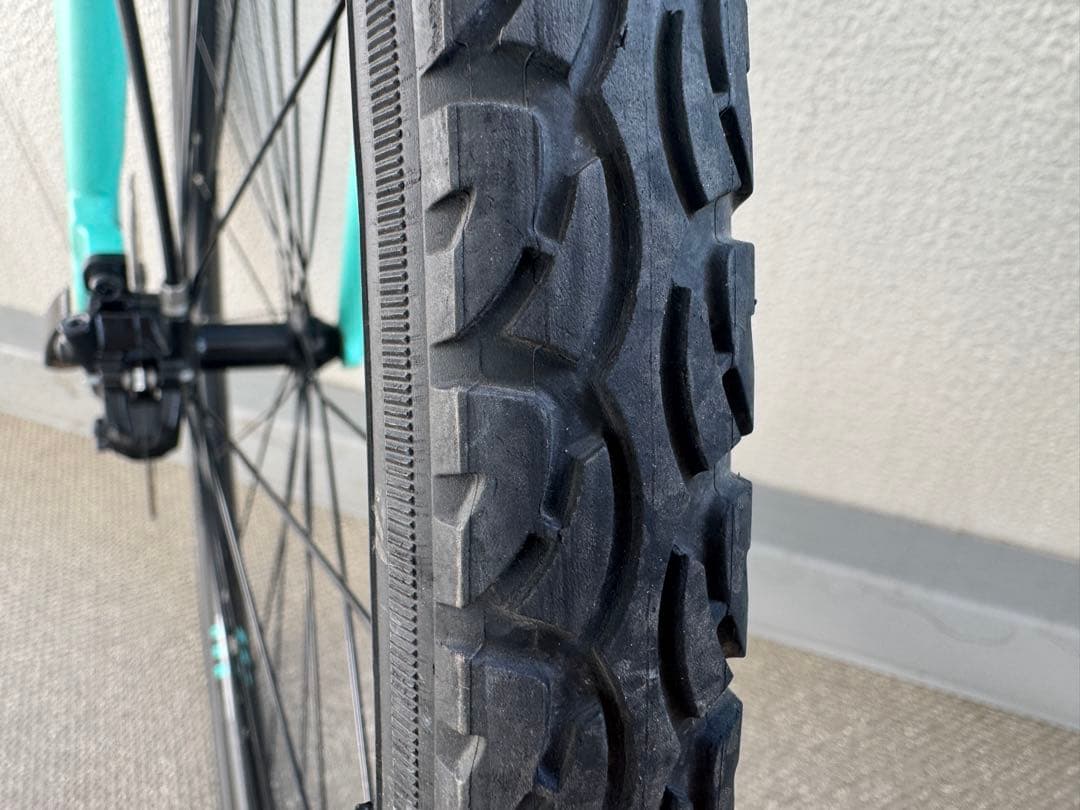 中古　Bianchi クロスバイク　C-SPORT 2 24段変速　送料込み