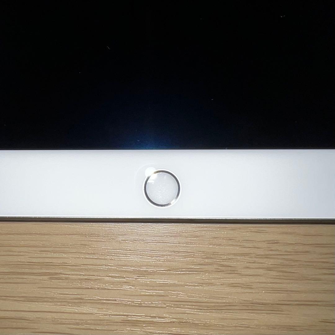 Apple iPad mini 4 WiFi＋Cellularモデル 訳アリ品