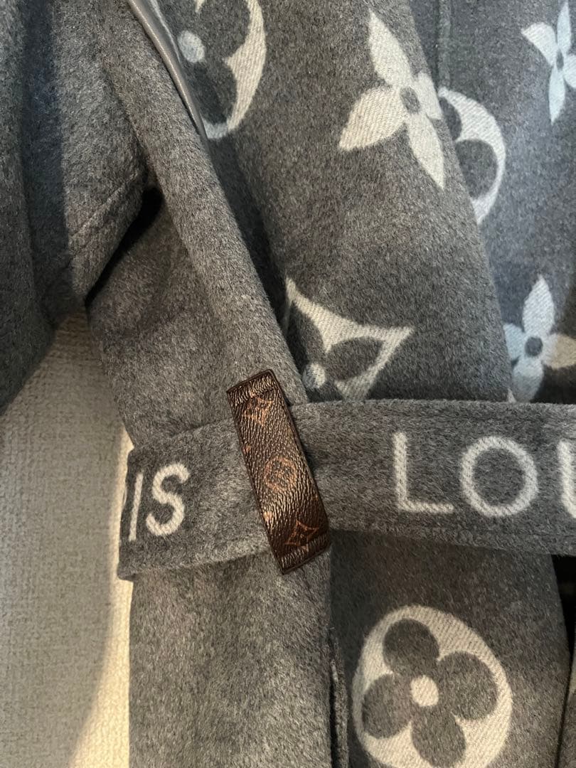 LOUIS VUITTON ロングコート 38 グレー