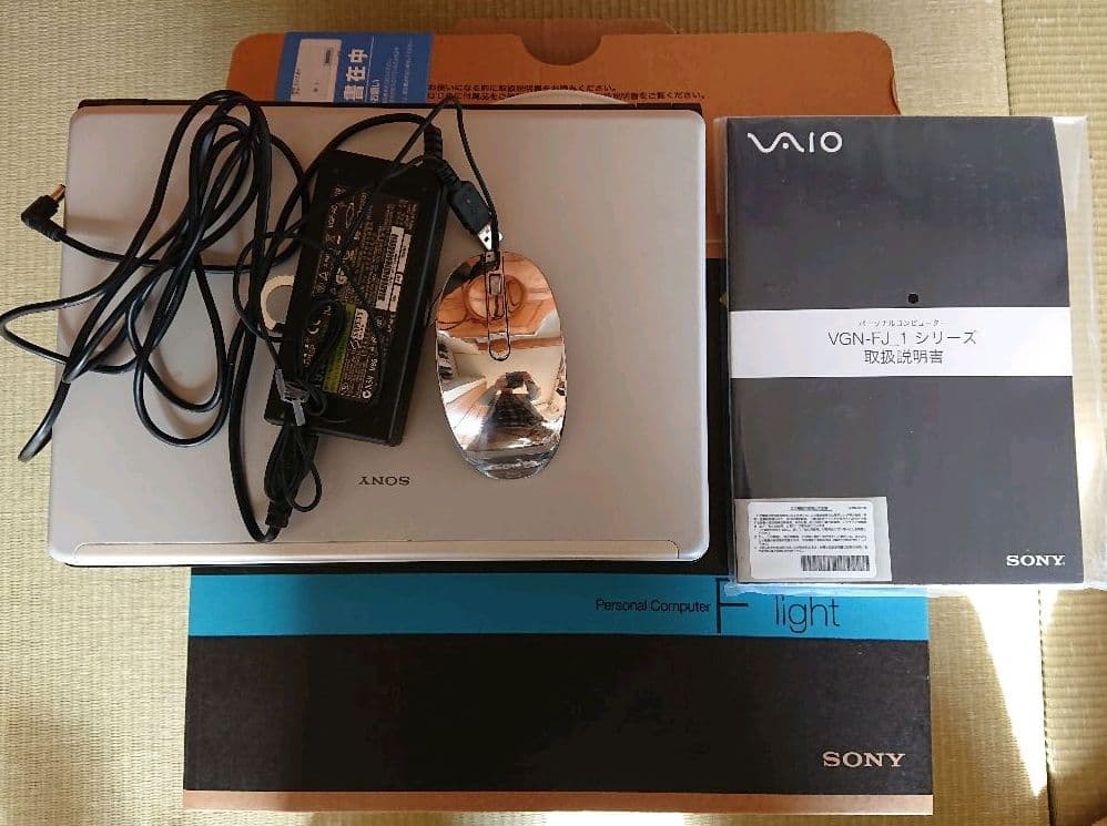 ソニー ノートPC (14.1インチ)