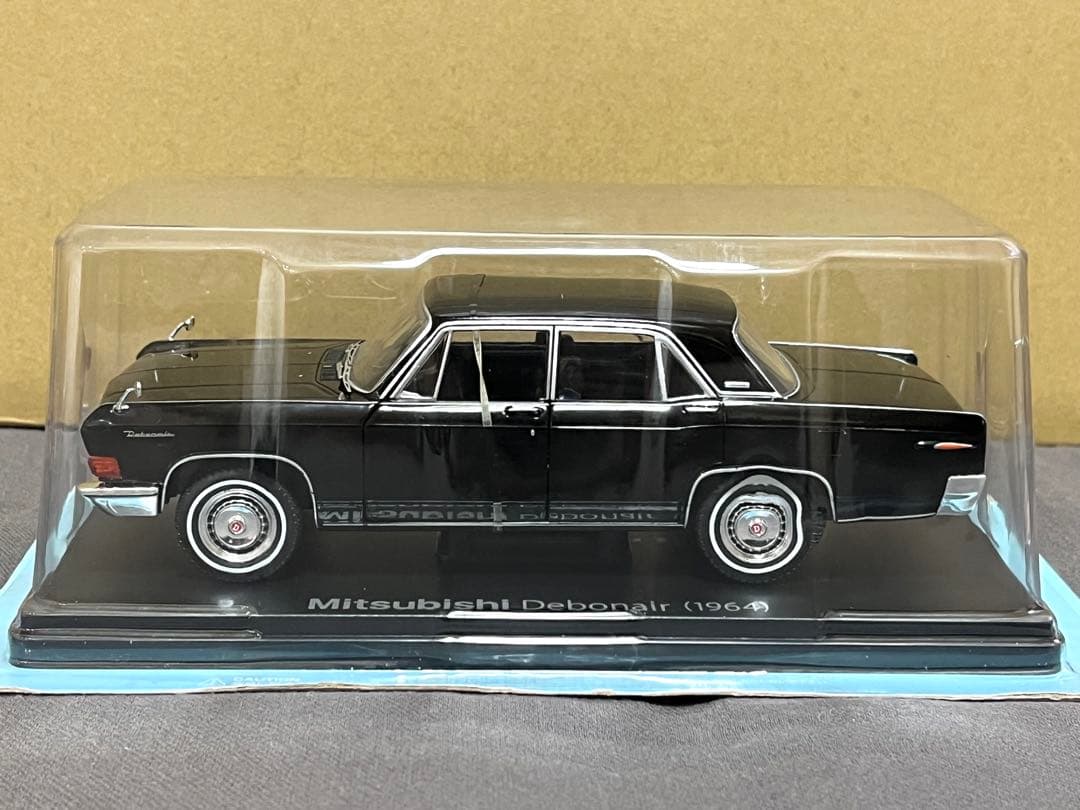 アシェット 国産名車 1/24 三菱 デボネア 1964 ミニカー 旧車