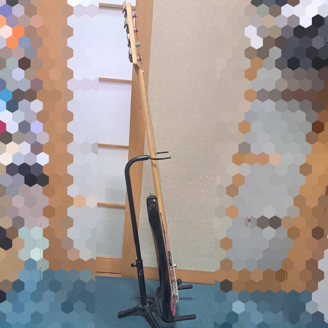 Squier Pete Wentz Precision Bass　スクワイヤー