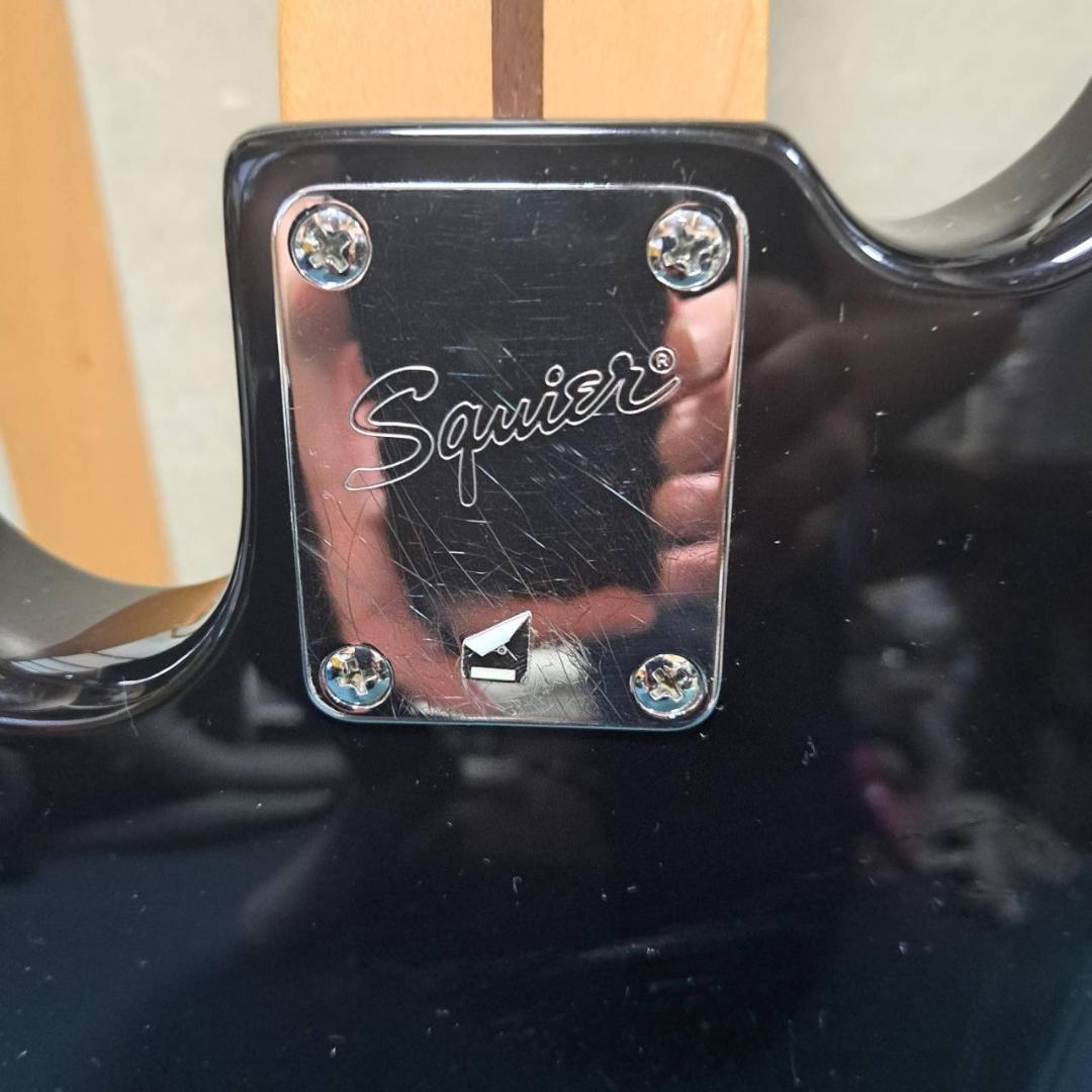 Squier Pete Wentz Precision Bass　スクワイヤー