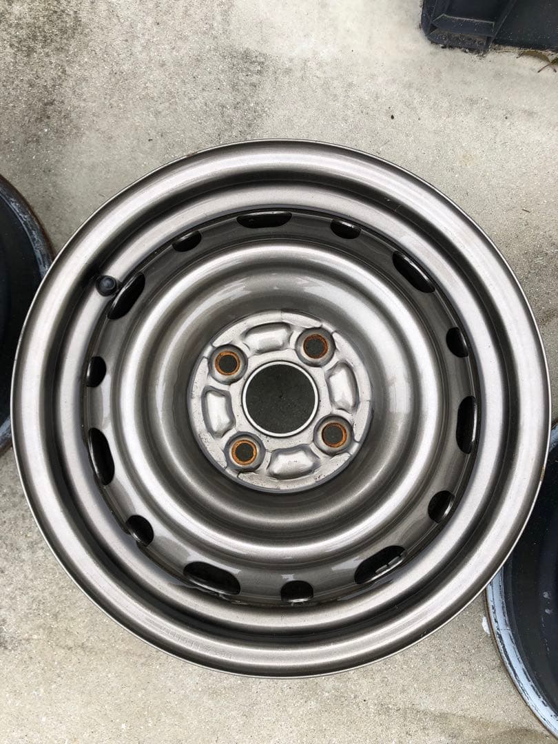 デミオ純正　14インチ　6j＋40