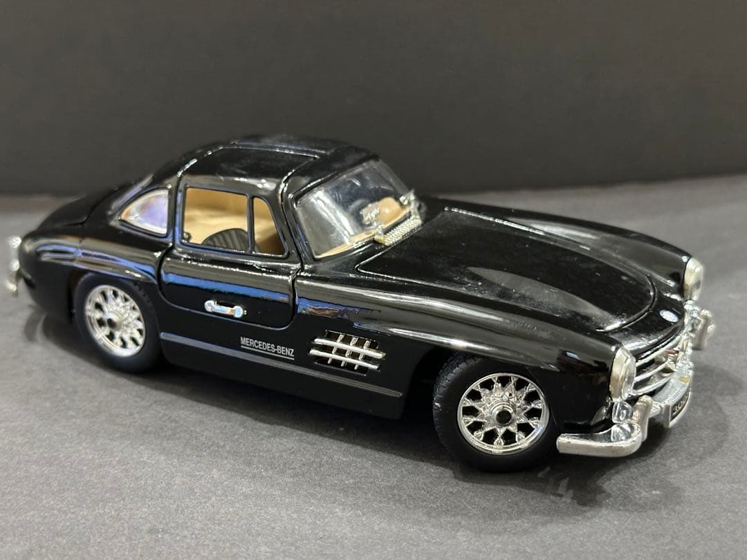 ベンツ300SL ガルウィング【1/24スケール】