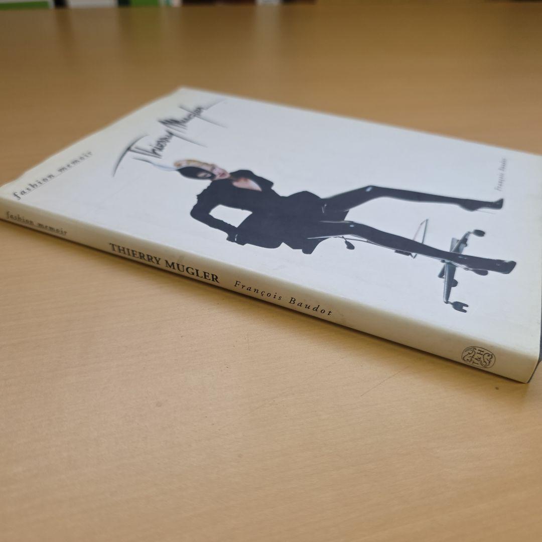希少‼️Thierry Mugler Fashion Memoir 洋書