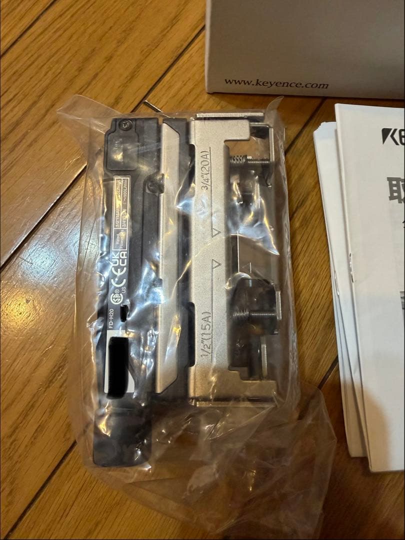 KEYENCE FD-H20 クランプオン流量センサー　ケーブル10mセット