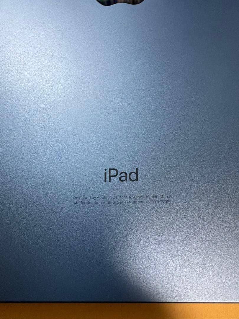 美品 iPad 第10世代 64GB wifi ブルー