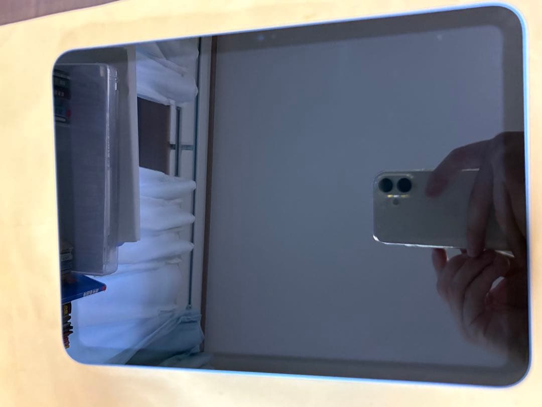 美品 iPad 第10世代 64GB wifi ブルー