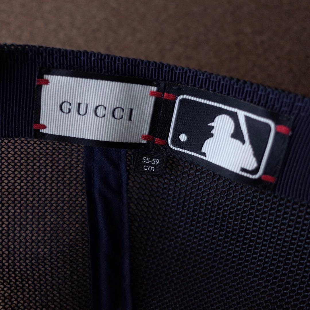 GUCCI グッチ × ニューヨークヤンキース フラワー メッシュキャップ 紺白