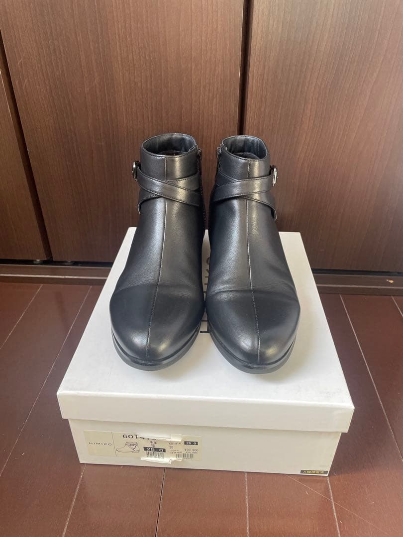 最大値下げ⭐︎本革⭐︎超美品☆ヒミコ☆ショートブーツ☆黒25㎝