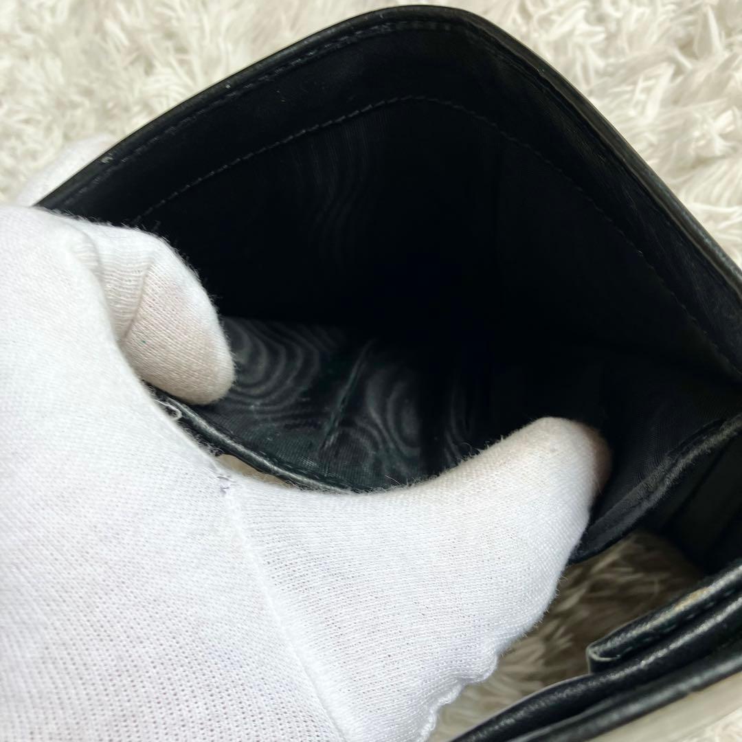 美品✨プラダ 財布　折り財布 ヴィッテロムーブ 1MH176 本革 ブラック