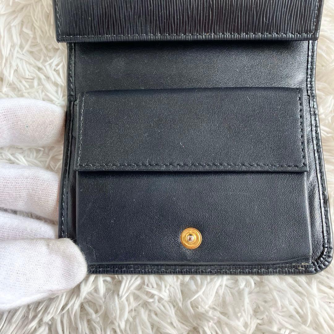 美品✨プラダ 財布　折り財布 ヴィッテロムーブ 1MH176 本革 ブラック