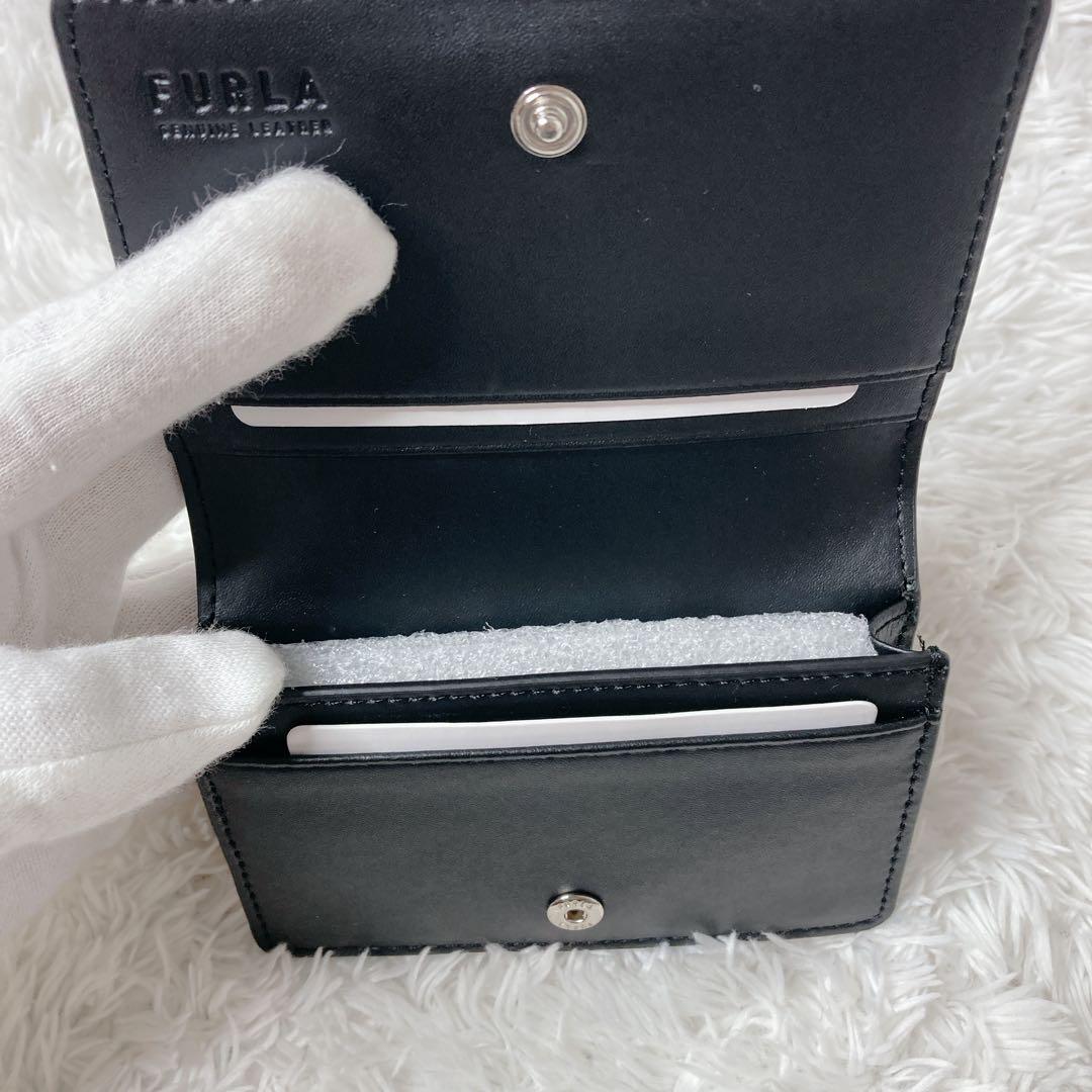【未使用級】FURLA フルラ ブラック 黒 名刺入れ エナメル レディース