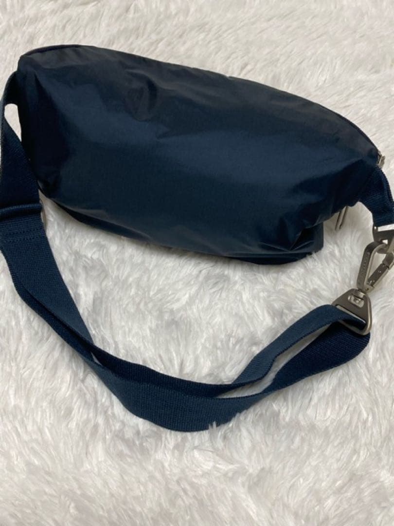 最終価格☆美品LESPORTSACレスポートサックエッセンシャルBELTネイビー