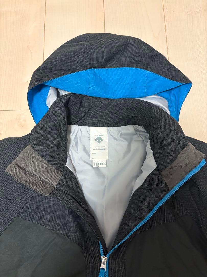 【美品！最終価格】デサント スキーウェア 上下セット 160