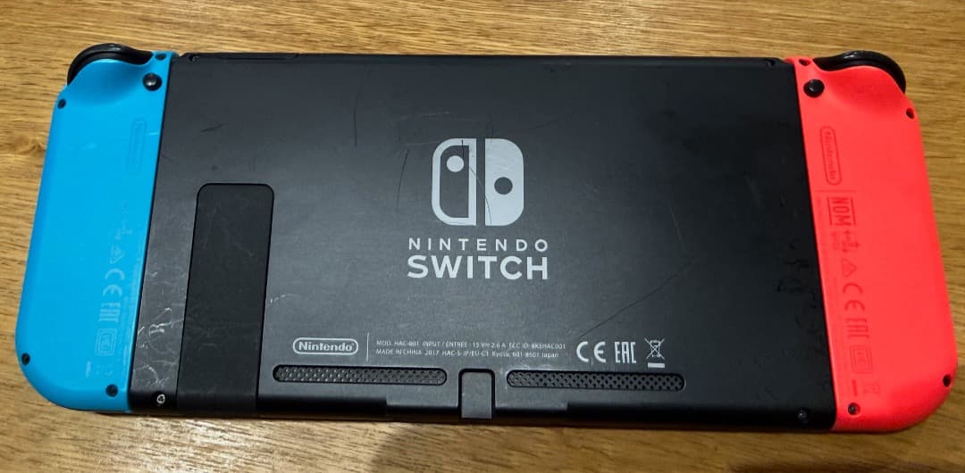 Nintendo Switch マリカ8DX、128GB SD、充電スタンド付