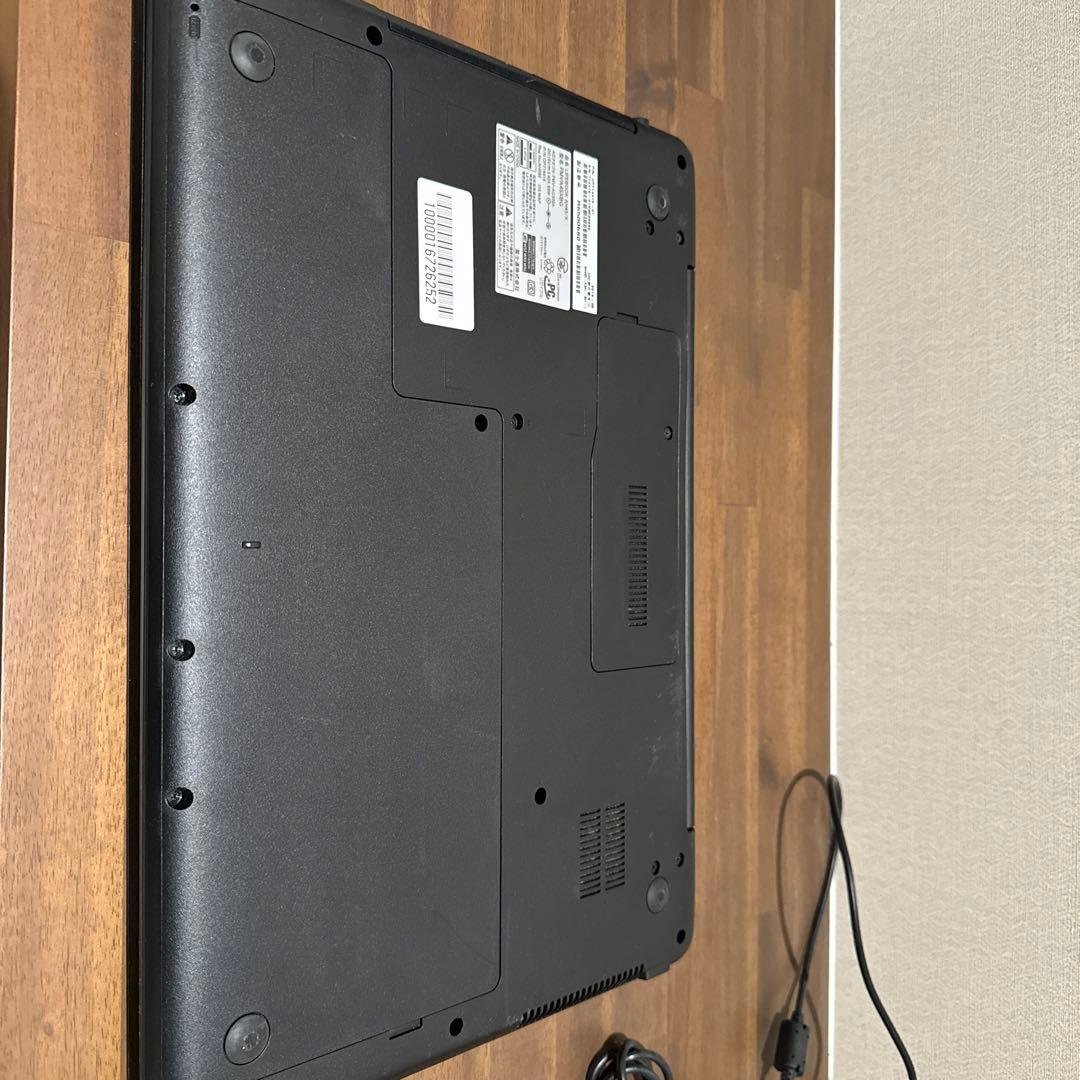 LIFEBOOK AH45/X FMVA45XBG 本体・ACアダプタ
