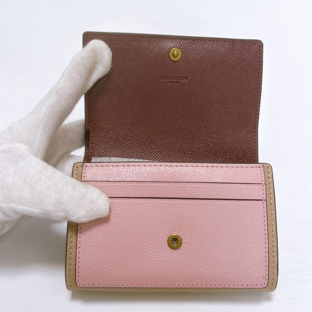 新品未使用✨コーチ COACH 二つ折り財布 レザー マルチカラー