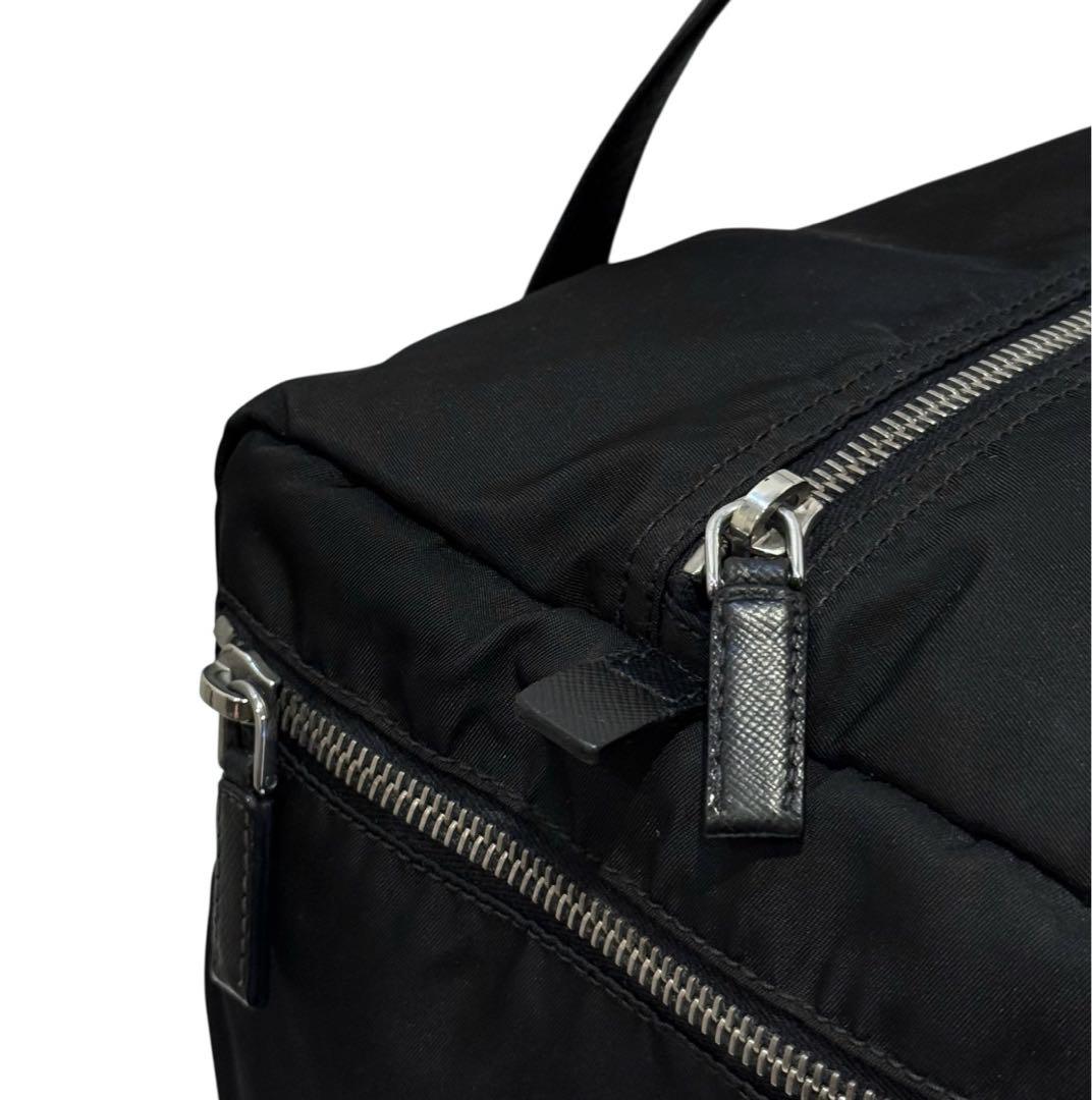‼️極美品‼️プラダ ミニボストンバッグ 三角ロゴ ナイロン ブラック レザー 上品