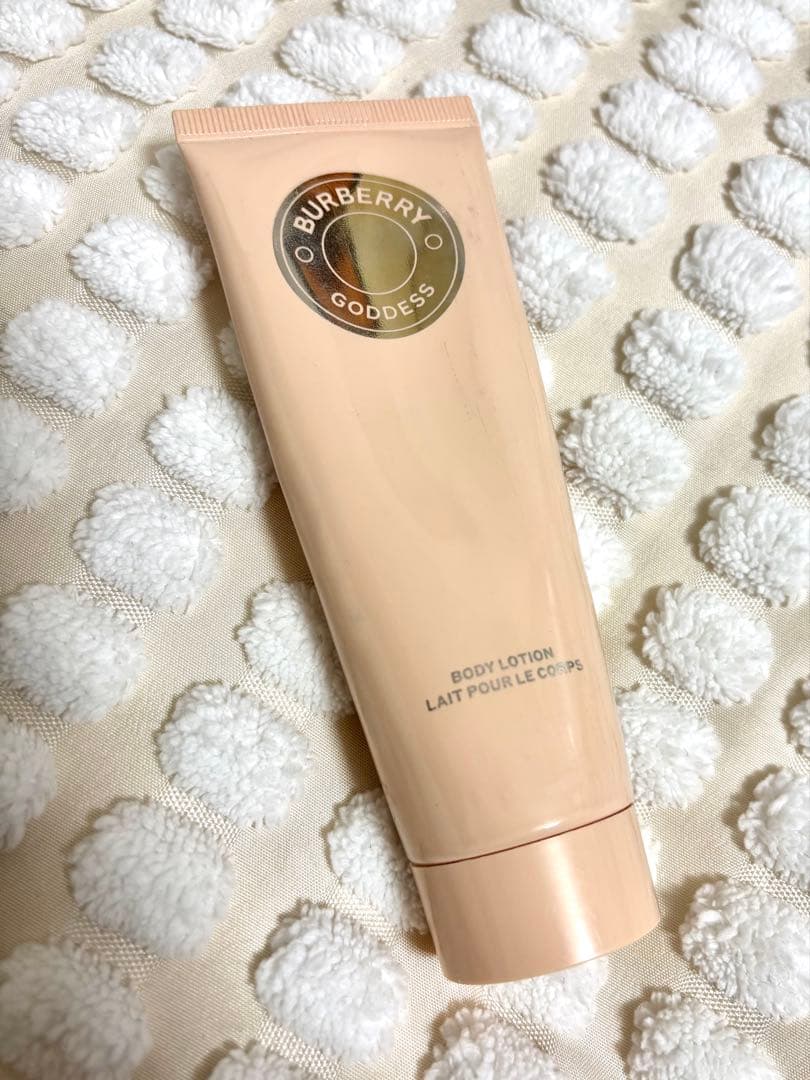 ⭐︎最終値下げ⭐︎限定セット BURBERRYゴッデス オードパルファム 50mL