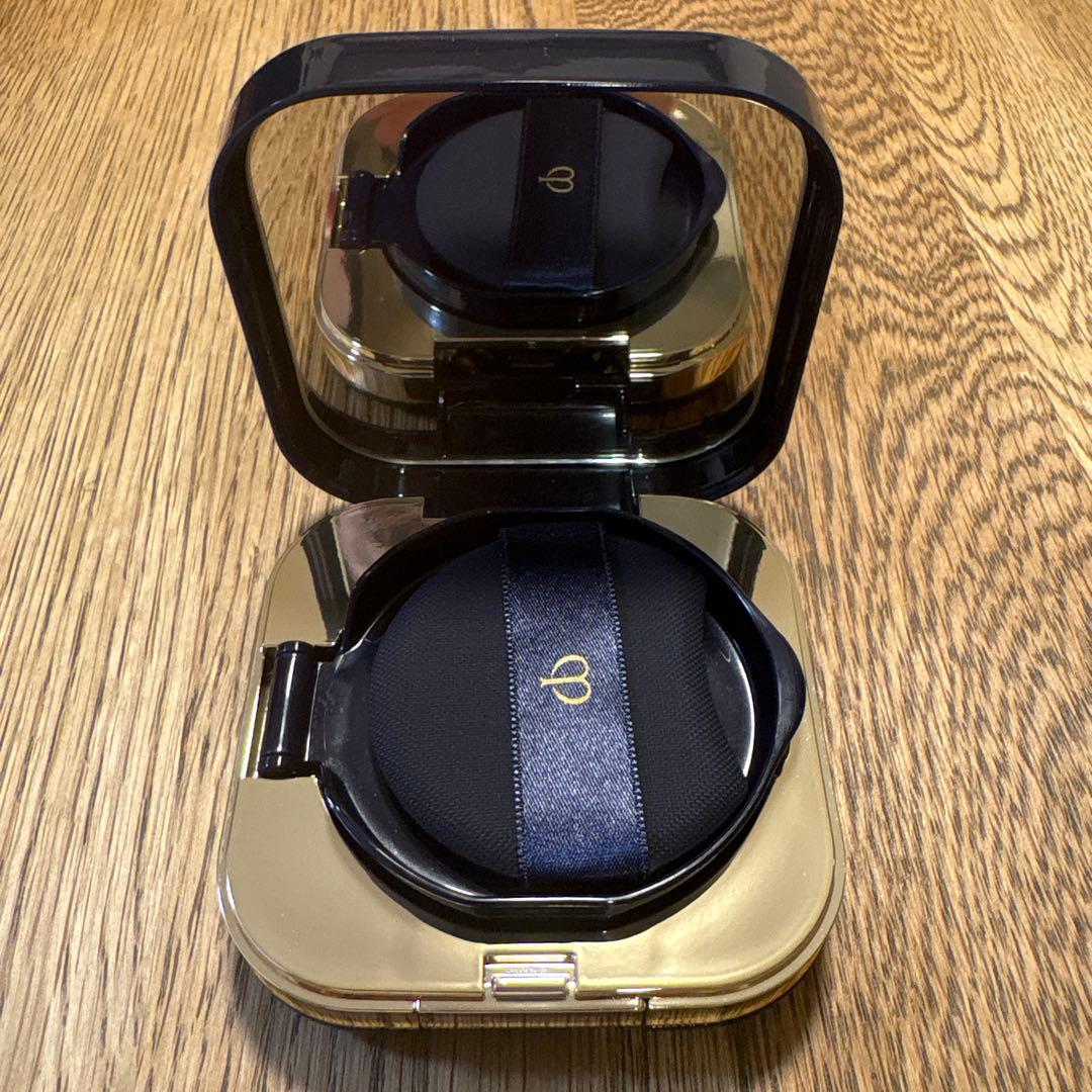 clé de peau クッションファンデーション ナチュラル 14g