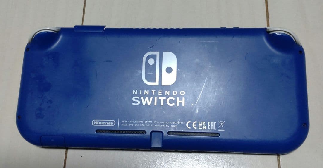 Nintendo Switch Lite　青