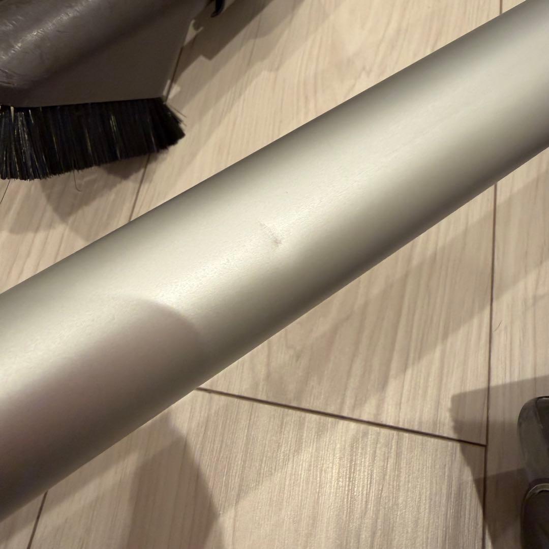ダイソンdyson V8 sv37 コードレスクリーナー