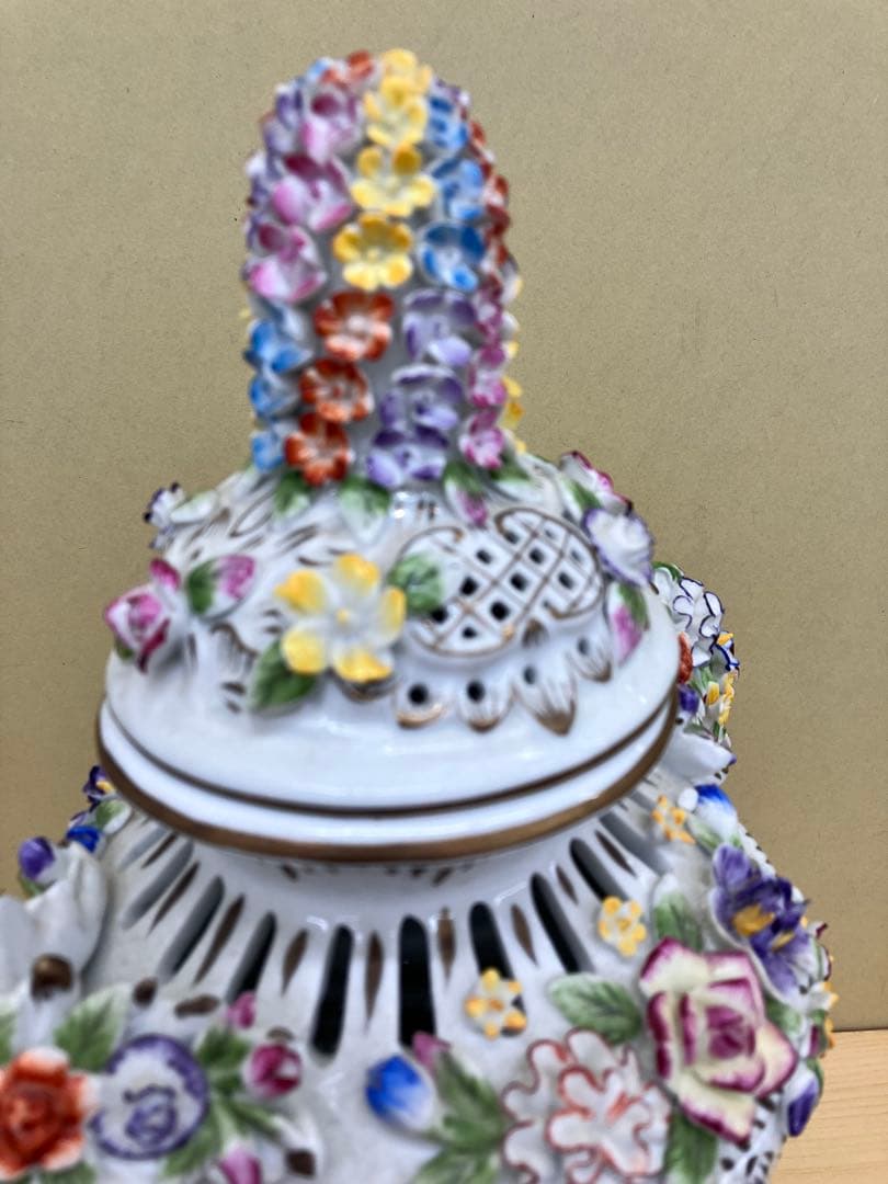 薔薇　アンティーク　porcelain 陶器　ポプリポット　ボンボニエ