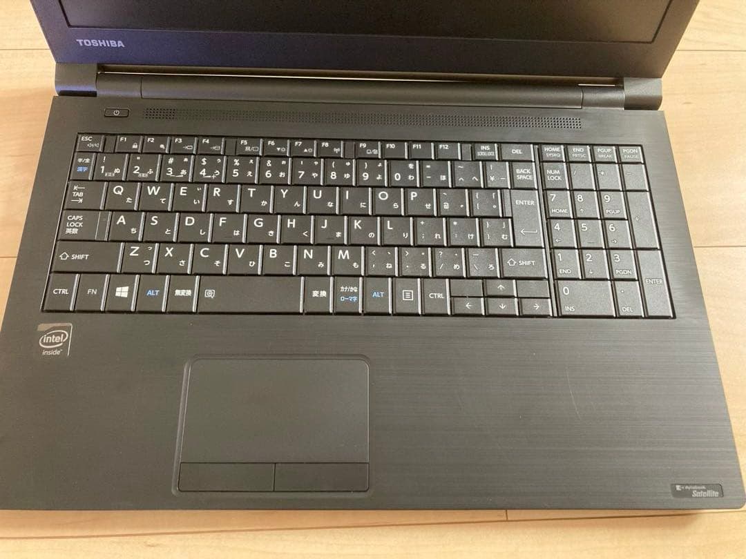 東芝 dynabook Satellite B35/R