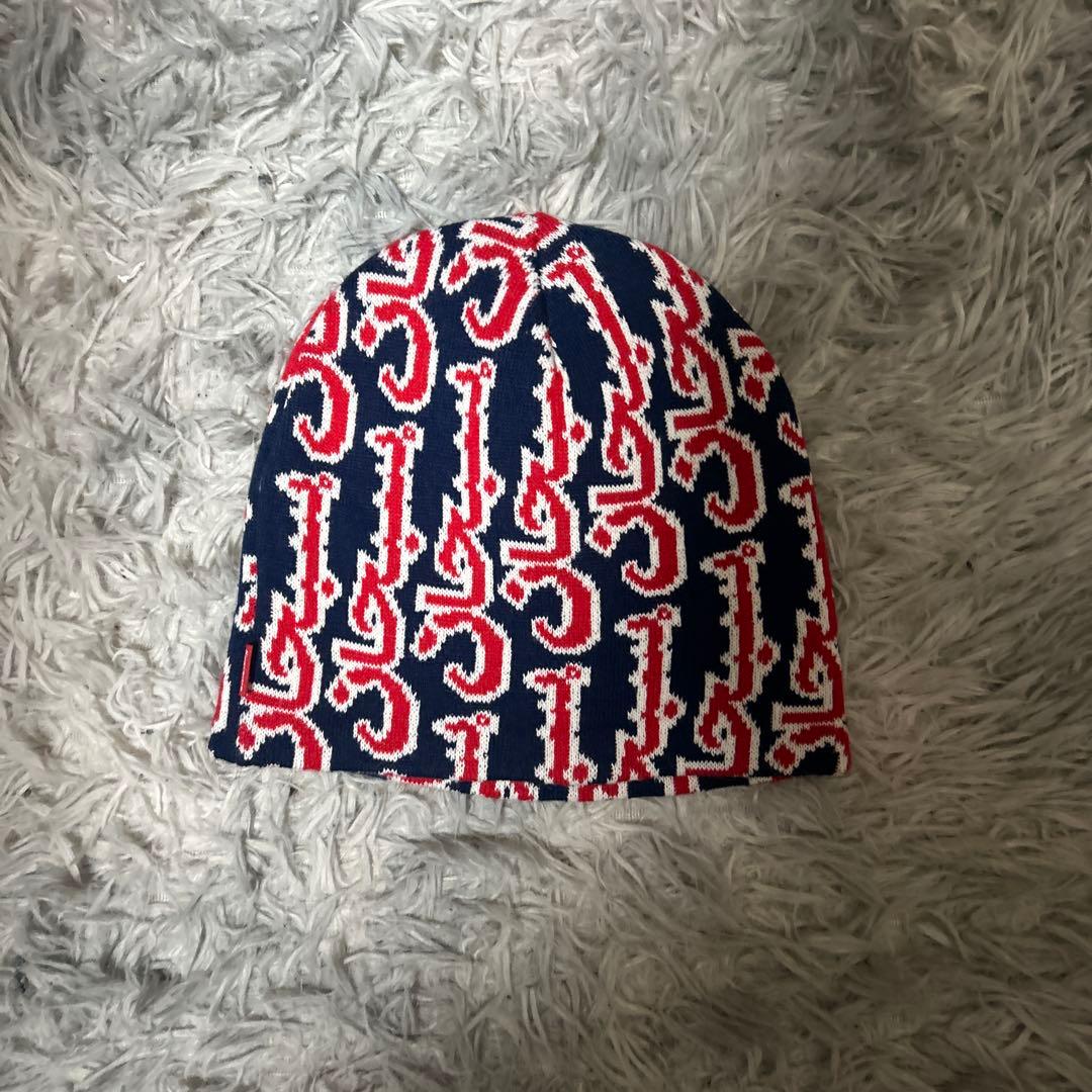supremeビーニー　かつき君着用