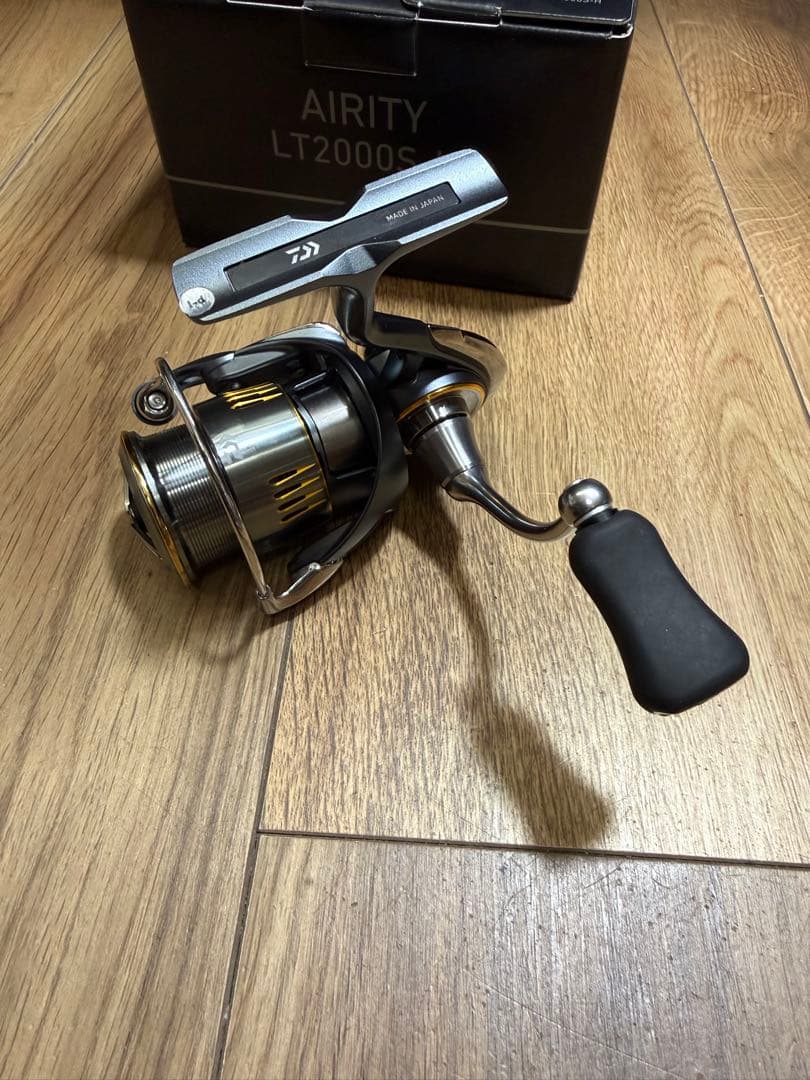 Daiwa AIRITY LT2000S-Hスピニングリール