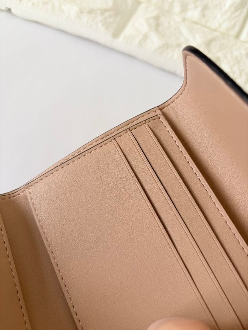 未使用品 COACH コーチ 三つ折り財布 ベージュ スリム