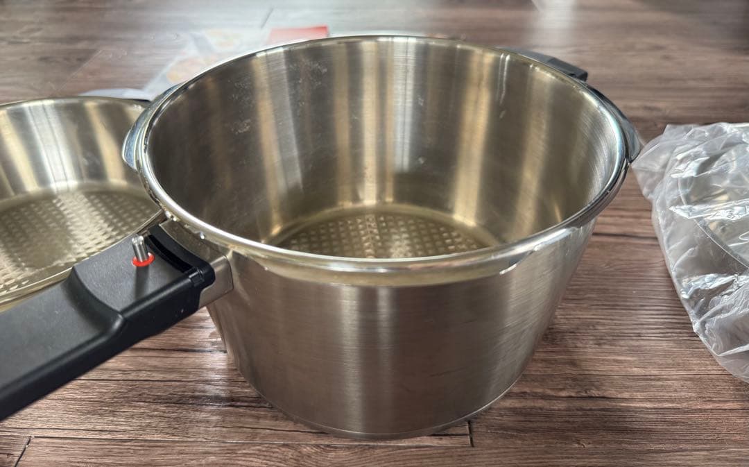 H*o様 フィスラー 圧力鍋 2.5L + 4.5L セット ビタビットプレミア