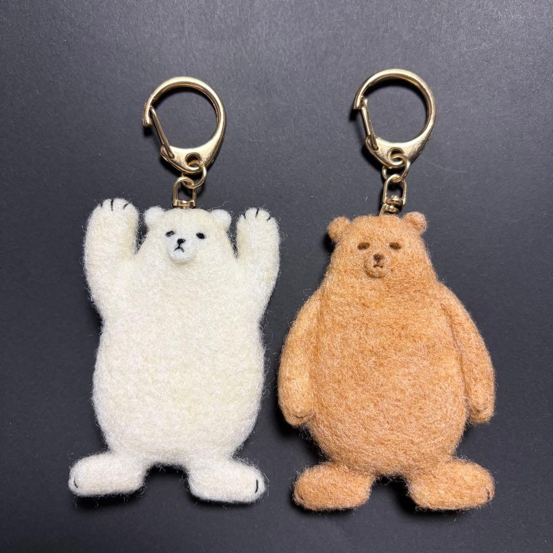 【☆Ted様☆】　羊毛フェルトキーホルダー　しろくま　ハンドメイド　くま