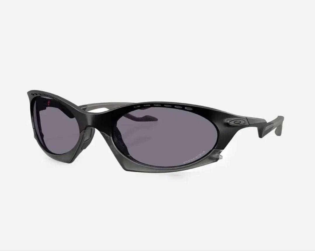 Giovanni  オークリーOAKLEY／プランタリスPLANTARIS